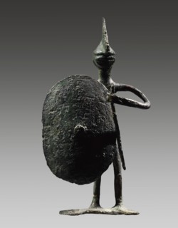 Guerrier étrusque en bronze