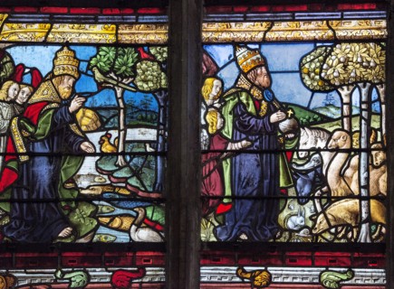 Vitrail de la Genèse : Dieu peuple la terre de toutes sortes d'animaux