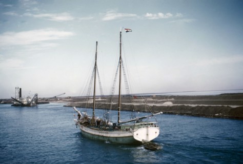 Crossing the Suez Canal, 1958