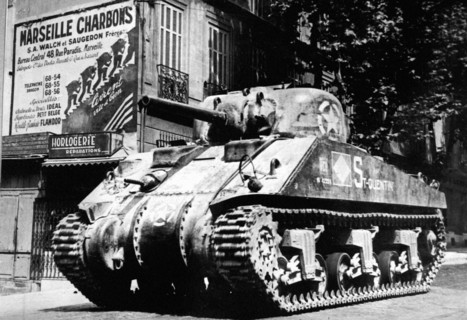 Les troupes françaises libèrent Marseille (France, 29 août 1944).