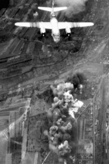 Attaque aérienne de Merzig par un Marauder B-26. (Allemagne, 20 novembre 1944)