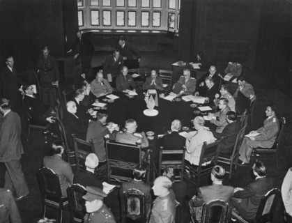 Conférence des Alliés à Potsdam (Allemagne, 17 juillet 1945)