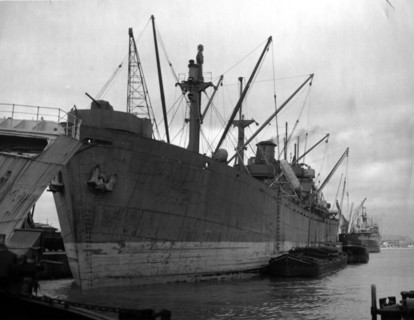 Liberty ship à Anvers, 1945