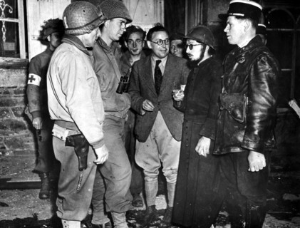 Libération de Canisy (Manche) en France (juillet 1944)