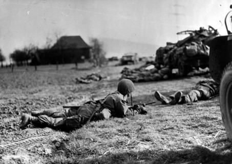 Troupes aéroportées américaines, 1945