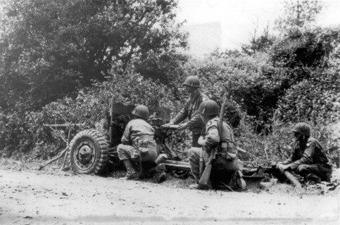 American soldiers on the alert in La Haye du Puits area in Normandy (France), July 1944