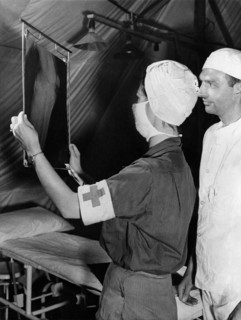 Hôpital américain d'évacuation, en Normandie.
 (Eté 1944)