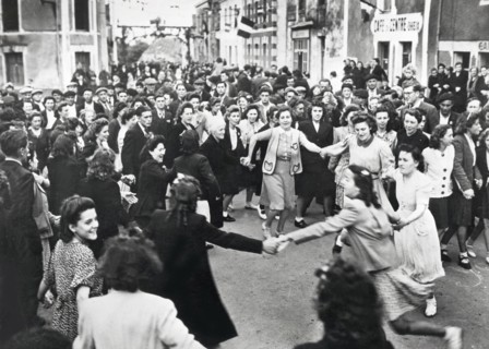 Saint-Nazaire fête la libération (8 mai 1945)