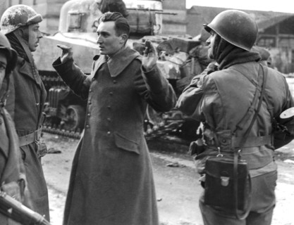 Tireur isolé allemand capturé par la 1re armée française à Colmar, 2 février 1945