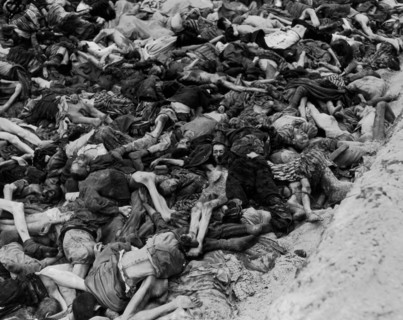 Camp de concentration de Belsen libéré, 28 avril 1945