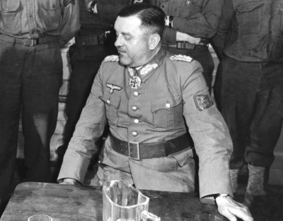 Capitulation du général Dietrich von Choltitz, à Paris