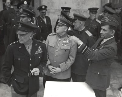 Réunion à Francfort
(10 juin 1945)