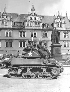 Troupes noires américaines à Coburg
(11 avril 1945)