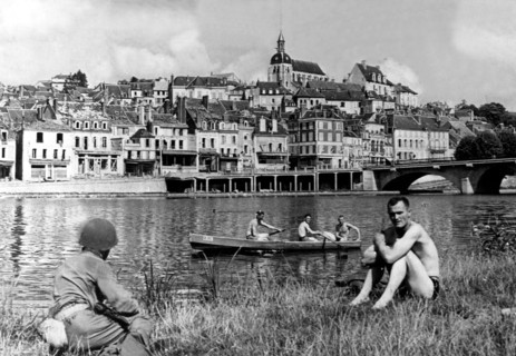 American soldiers in Joigny, summer 1944