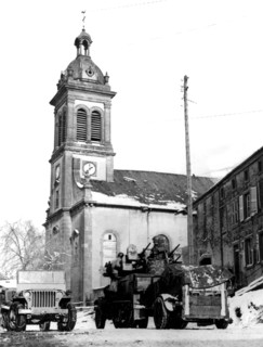 Véhicule américain de défense anti-aérienne à Waldweisse
(1945)