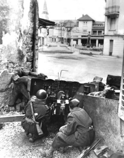 Soldats français sur le pont de Roide
(Automne 1944)