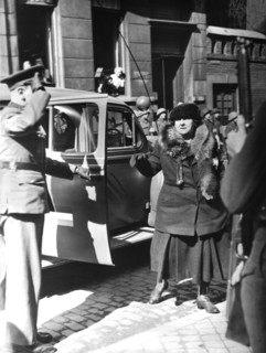 Troupes de l'armée hollandaise pratiquant des exercices de stratégies de guerre. (1944)