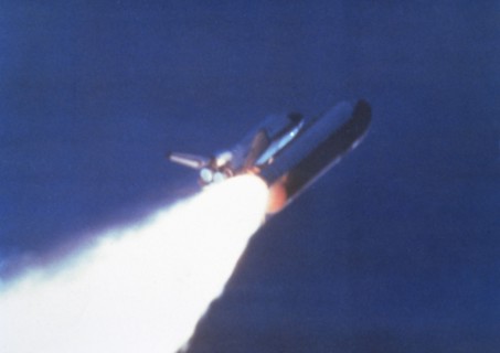 Explosion de la navette spatiale Challenger (28 janvier 1986)