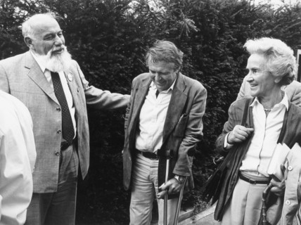 (L-r) Initiator Lew Kopelew, Pavel Kohut und Marion Gräfin Dönhoff auf dem...
