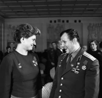 Die zu einem mehrtägigen Besuch in der DDR weilenden sowjetischen...