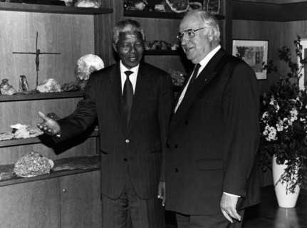 Nelson Mandela et Helmut Kohl (1993)