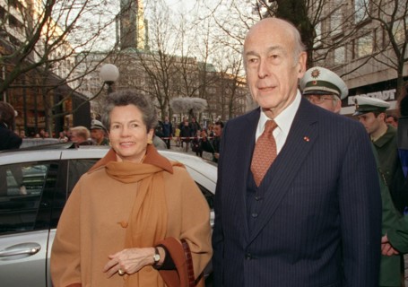 Giscard d'Estaing bei Geburtstagsgala für Altkanzler Schmidt