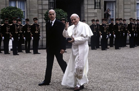 Papst Johannes Paul II. besucht Paris 1980