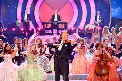 Andre Rieu tritt mit seinem Johann Strauss Orchester beim "Frühlingsfest der Volksmusik" am Samstag