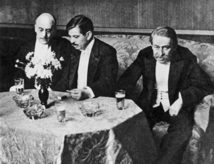 Imperial Chancellor Heinrich Brüning with French guests