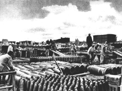 Dépôt de munitions, 1916