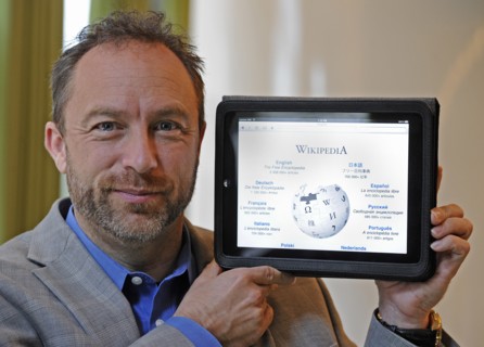 Wikipedia celebrates tenth anniversary