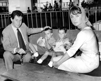 Elizabeth Taylor, ses deux fils et son quatrième mari