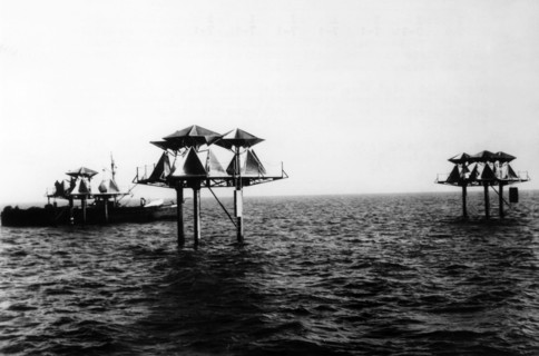 Radar reflectors on Knechtsand