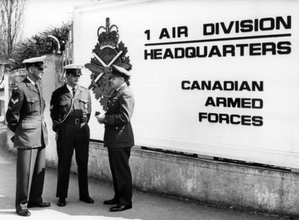Canadian soldiers in front of barracks in Lahr