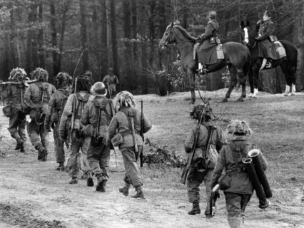 Manoeuvre of British and French units in Berlin