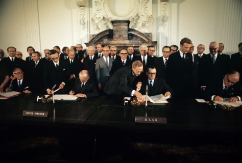Signing of the final report of the Four-Power Agreement on Berlin