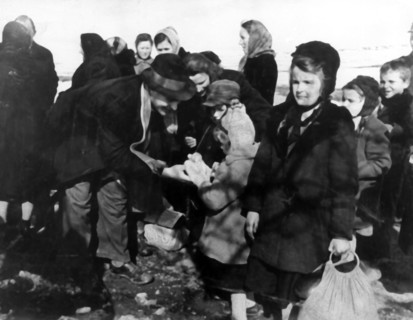 Post-war era - displacement of Germans from Poland