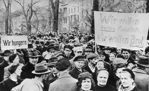 Hunger demonstrations 1947 in Dusseldorf