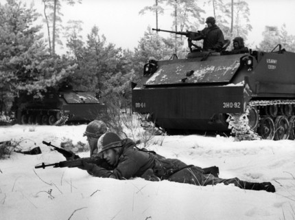 Winter exercise of US army in Berlin