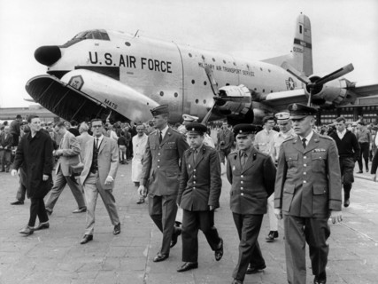 Soviets at the 'open day' of the US Army