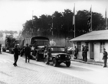 US troop transport arrives in Berlin after trip through Soviet zone