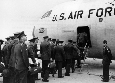 US soldiers withdraw from Germany