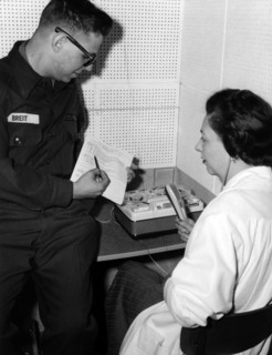 Relatives of US soldiers learning German