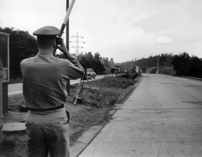 US soldiers at the inter-German checkpoint Helmstedt