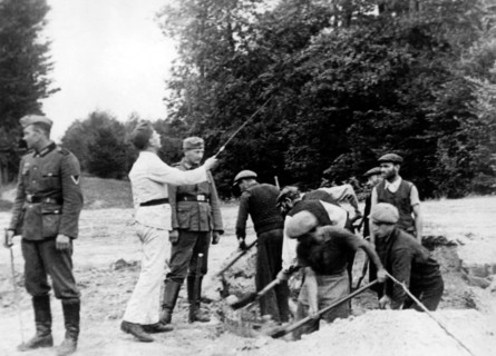 Persecution of Jews in the Third Reich