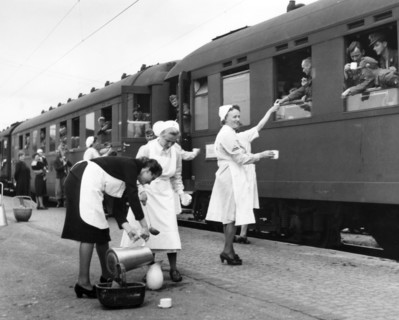 WW II - troop support 1941