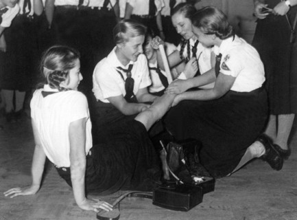 Third Reich - German Girls League (BDM)