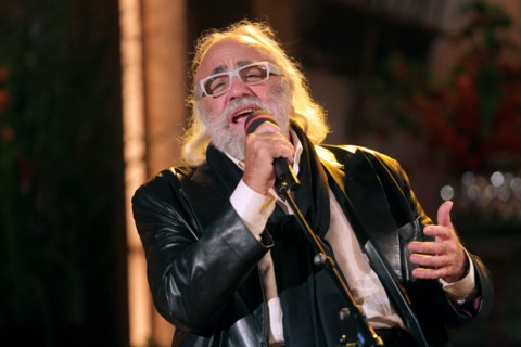 Le chanteur grec Demis Roussos