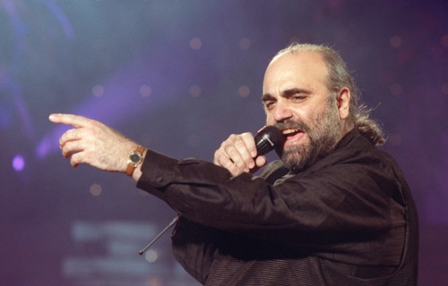 Le chanteur grec Demis Roussos