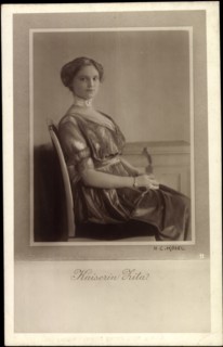 Kaiserin Zita Maria delle Grazie von Bourbon Parma, Österreich, Frau Karls I